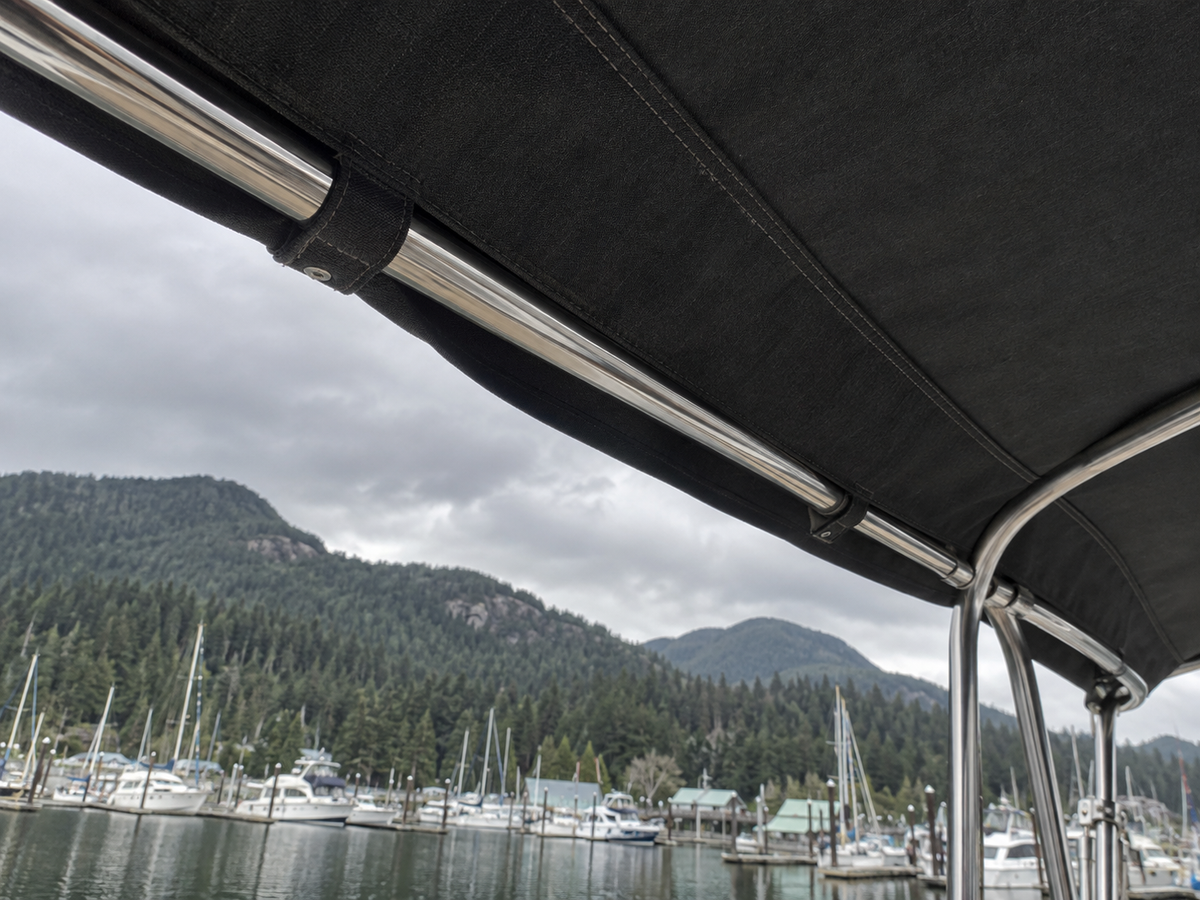 Duffy Sunbrella Surrey Top